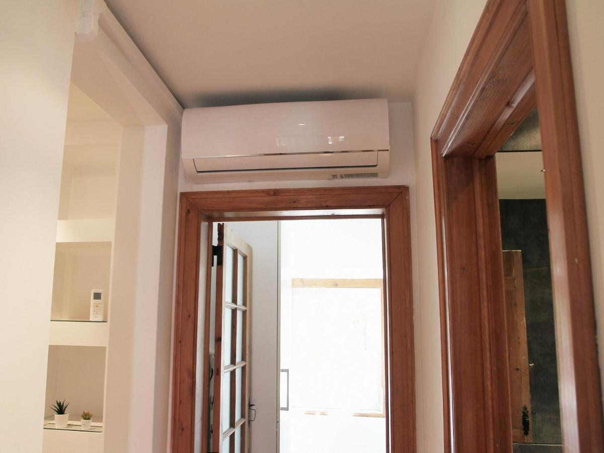 Typical Portuguese Apartment In Sao Bento Lisbon Bagian luar foto