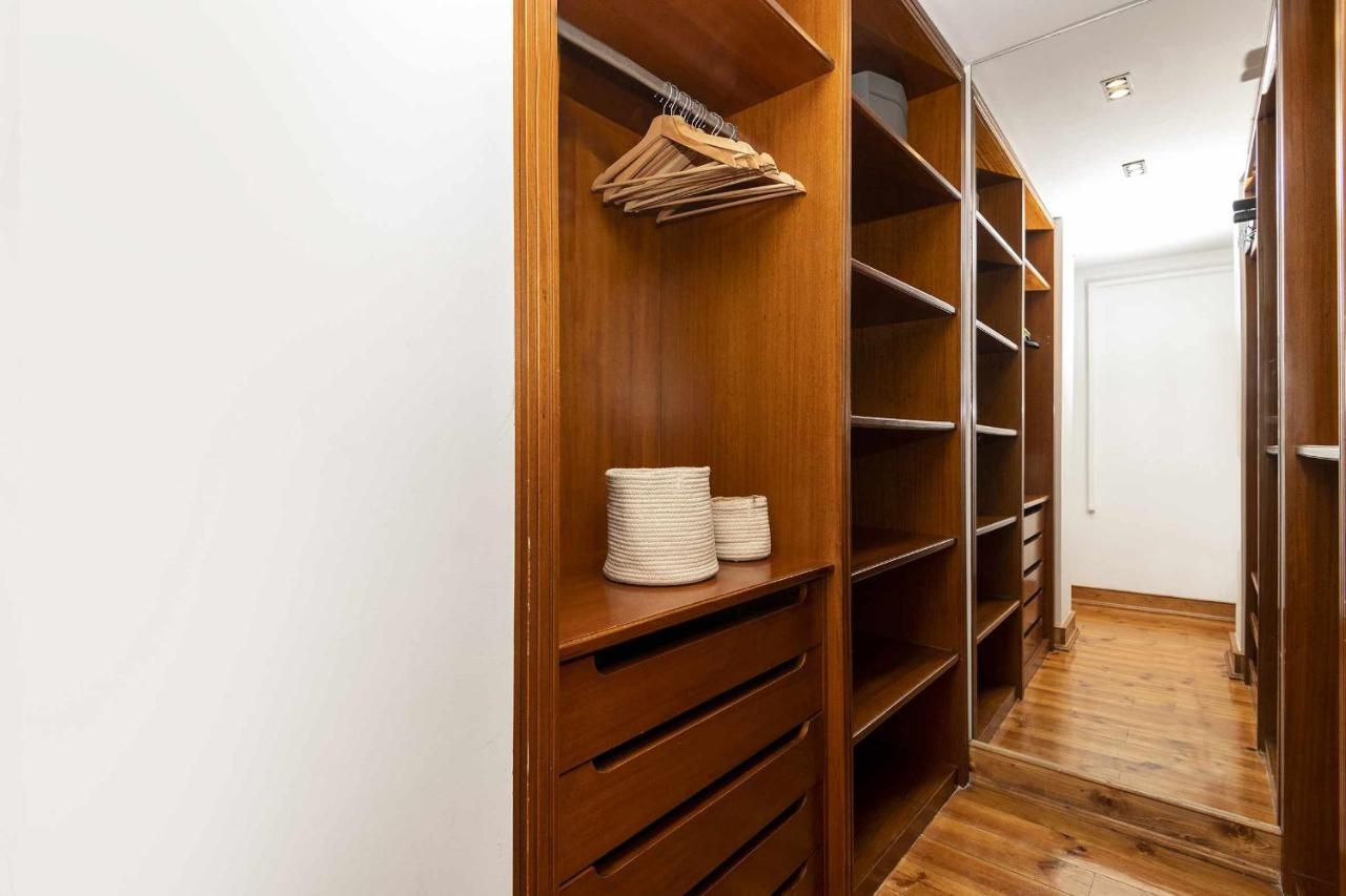Typical Portuguese Apartment In Sao Bento Lisbon Bagian luar foto