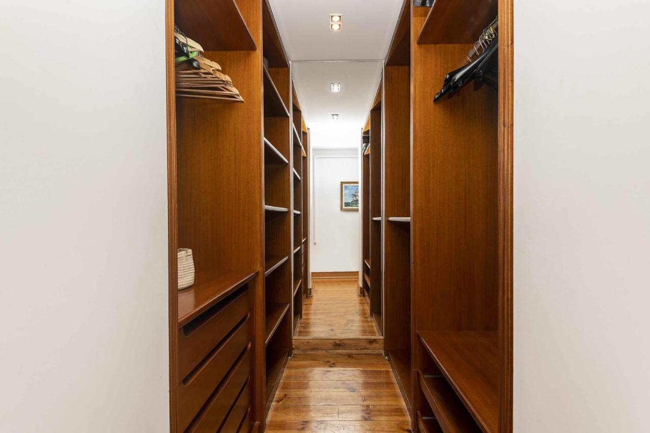 Typical Portuguese Apartment In Sao Bento Lisbon Bagian luar foto